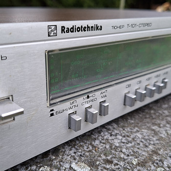 Müüa Radiotehnika tüüner T-101