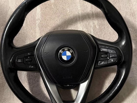 Оригинальный руль BMW G30 G31 с подогревом и вибромотором