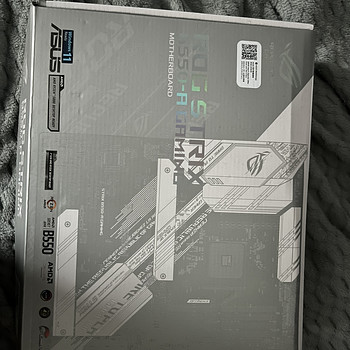 Müüa ASUS ROG Strix B550-A Gaming emaplaat