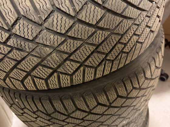 Зимние шины R19 Continental