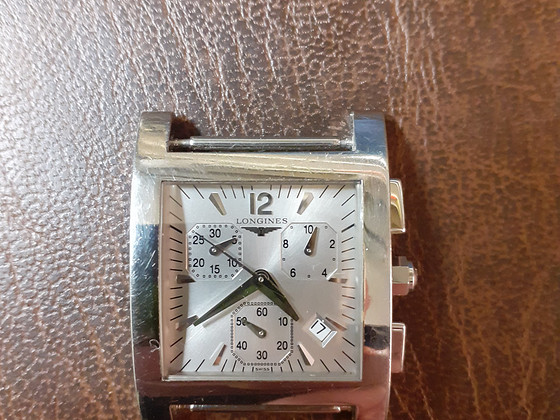 LONGINES