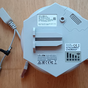 MikroTik SXT LTE6 (обновлённый FG621-EA)