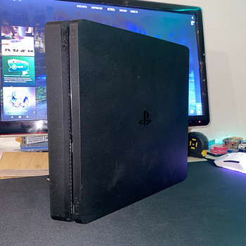 Müün ps4 slim 500gb