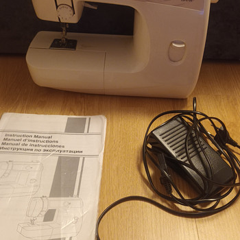 Электромеханическая швейная машина Brother LS-2720.