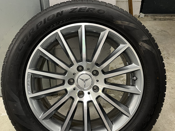 Оригинальные диски Mercedes AMG R20 + Pirelli 275/50 R20