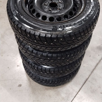 195/65/R15 5x112 Roadstone Winguard 231