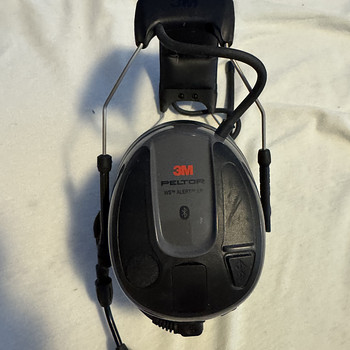 Продам защитные наушники 3M Peltor WS Alert XP