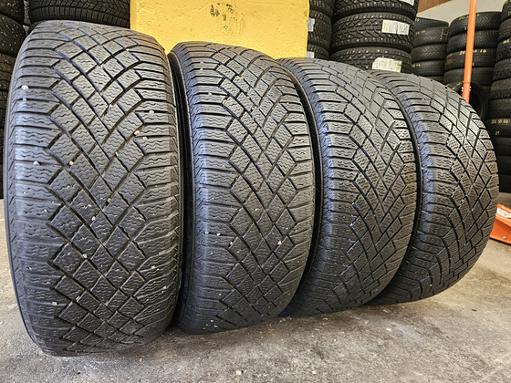 205 55 R 16 Continental VikingContact 7