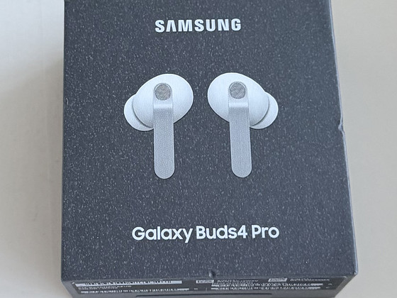 Samsung Galaxy Buds 4 Pro , White