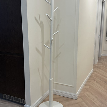 UUS! Valge riidenagi