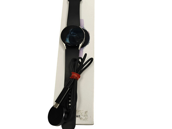 Nutikellad Samsung Watch 5Sm R-900 + Laadija + Karp