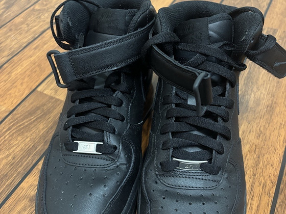 Nike Air Force 1 Mid '07 "Triple Black"