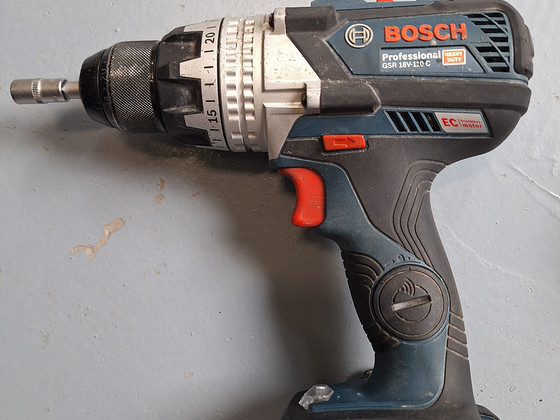 аккумуляторная дрель Bosch