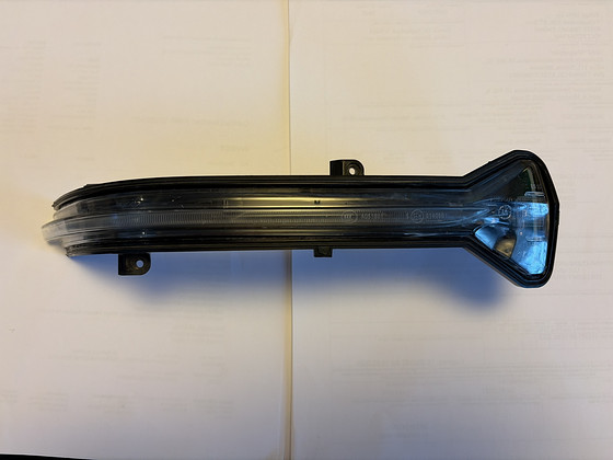 BMW G30 G31 G32 G11 G15 LED Поворотник зеркала правый 741465