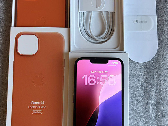 Apple iPhone 16e 128 GB