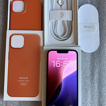 Apple iPhone 16e 128 ГБ
