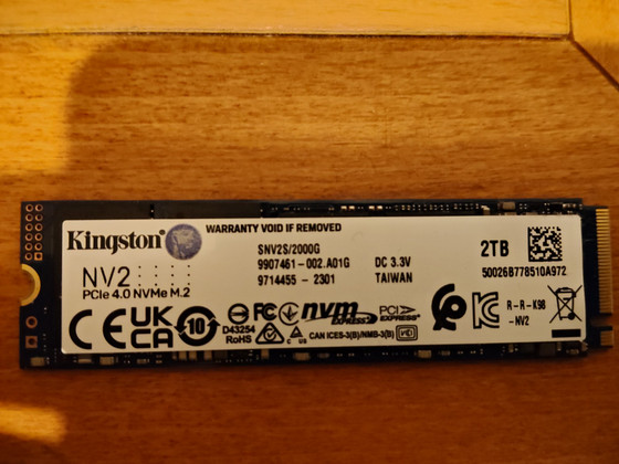 Kingston NV2 2TB NVMe M.2 PCIe 4.0 SSD