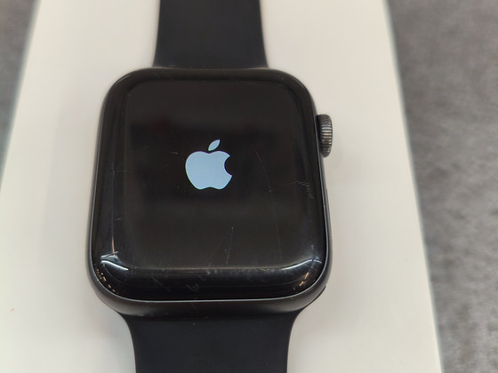 Apple watch series 4
