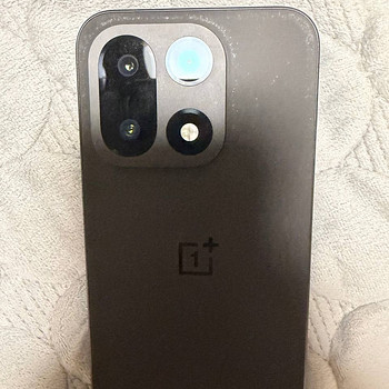 OnePlus 15