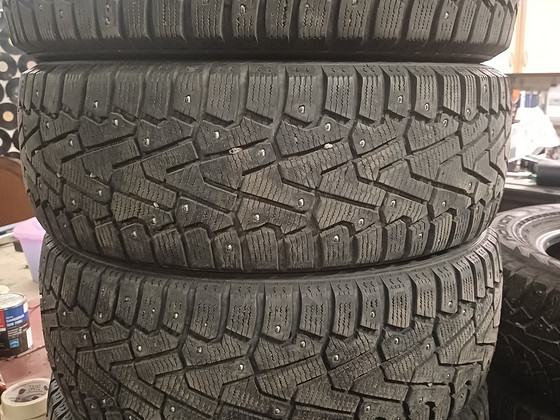 Шипованные шины Pirelli 16"