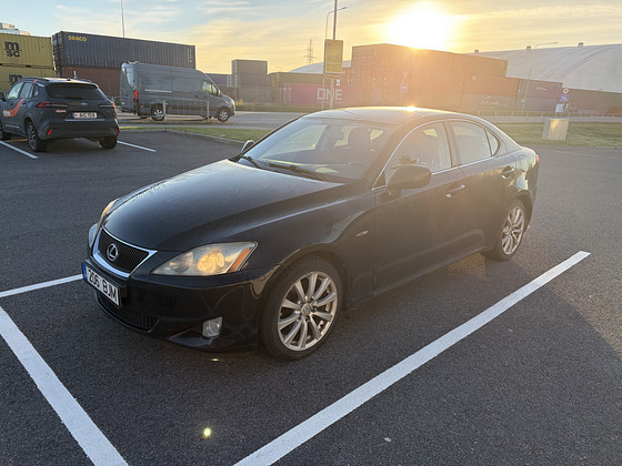 Lexus IS250