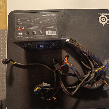 Toiteplokk 600W / PSU