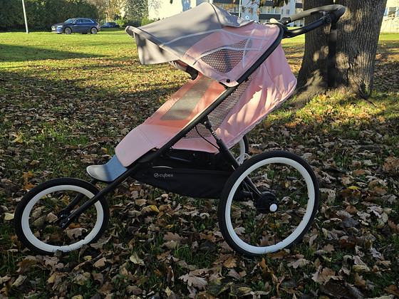 Cybex avi jooksukäru