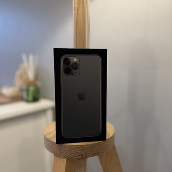 Продаётся iPhone 11 Pro 256 GB.