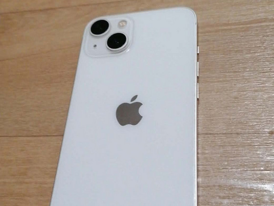 iPhone 13 valge