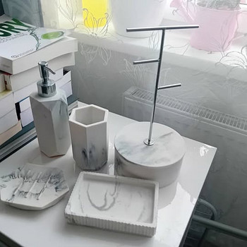 Комплект для ванной комнаты