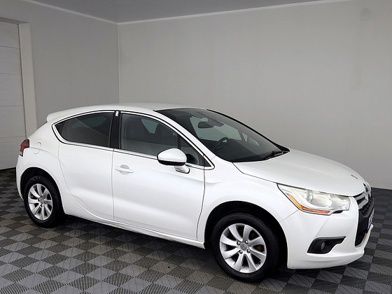 Citroen DS4 Luxury 1.6 HDi 82kW