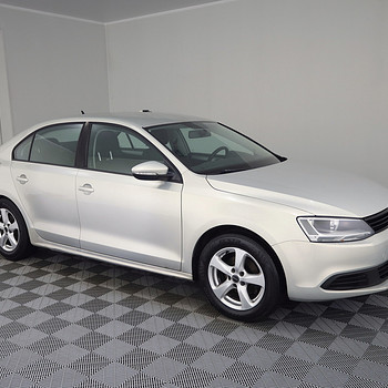Volkswagen Jetta Comfortline 1.2 77kW
