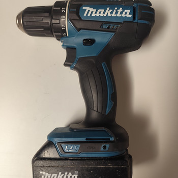 Makita DDF482 akutrell + 6.0 Ah aku