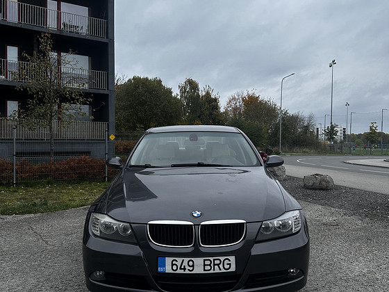 BMW E90