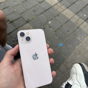 iPhone 13