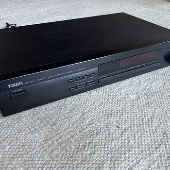 YAMAHA TX-580RDS FM Hi/Fi тюнер