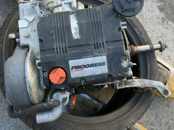 MOPEEDAUTO PROGRESS двигатель и коробка передач