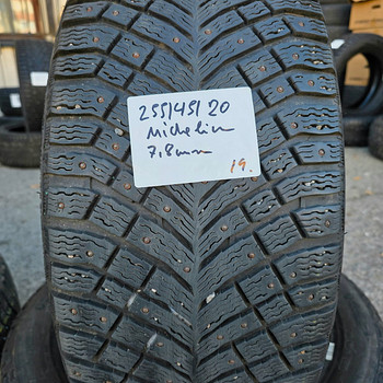Шины R20 255/45 R20 Michelin 7–8 мм 2 шт.