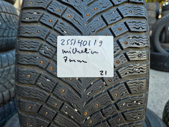 Шины R19 255 40 19 Michelin 7 мм 2 шт.