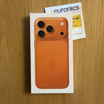 Apple iPhone 17 Pro оранжевый 256GB новый. Гарантия 2 г.