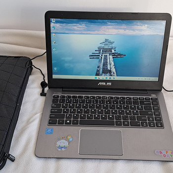 ASUS R416SA + kott ja laadija