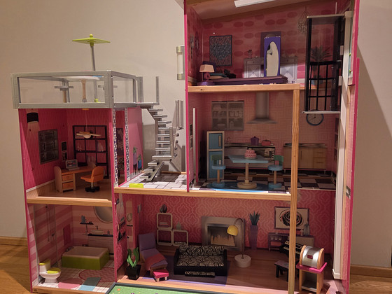 KidKraft Uptown Dollhouse (кукольный домик) + Barbie Kitchen + доп.
