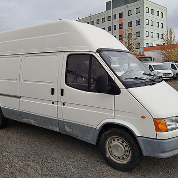 Ford Transit 150L Van 2.5 TD 74kW