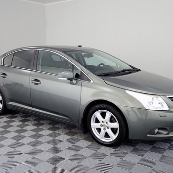 Toyota Avensis Linea Sol LPG ATM 2.0 112kW