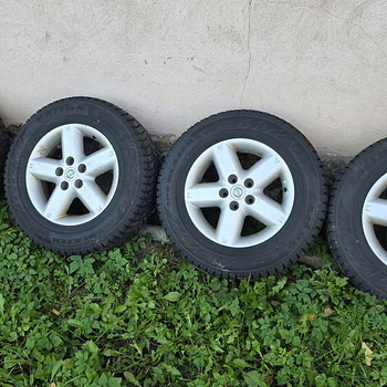 215/70R16 koos velgedega