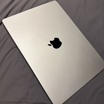 Apple MacBook Pro 14” M3 Pro
