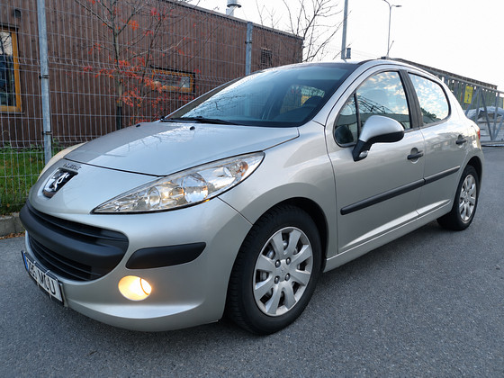 Peugeot 207 1.4 55кВт техосмотр до 06.2027