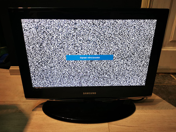 22" Samsung телевизор LE22B450C4W