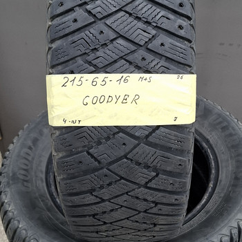 215-65-16. m+s. 7mm. 4 tk. Goodyear.