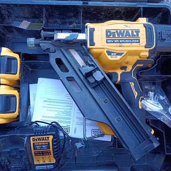 Dewalt naelapüss